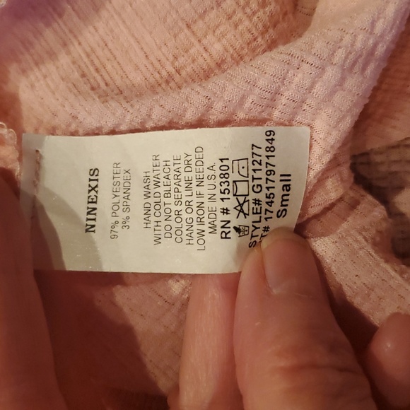 ninexis Pink Women's Spaghetti Strap Top. Size Small - Picture 4 of 4